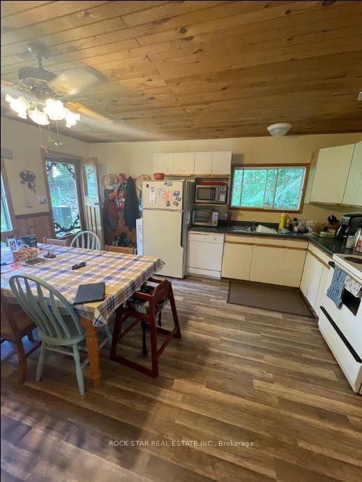 1569G Weslemkoon Lake Road