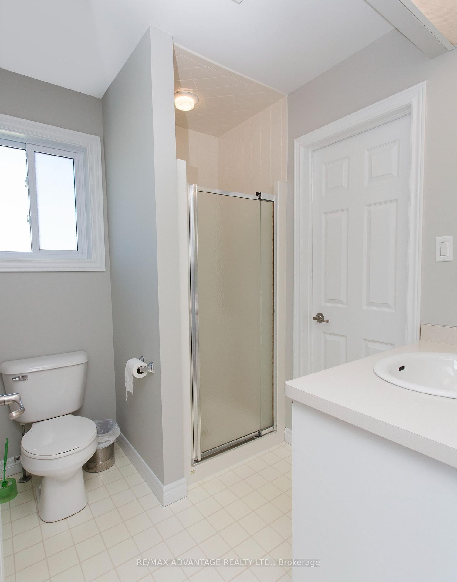 Detached House sold at 59 Winona Road, Middlesex Centre, Ontario, N0L 1R0 - Kilworth - MLS: X8254798