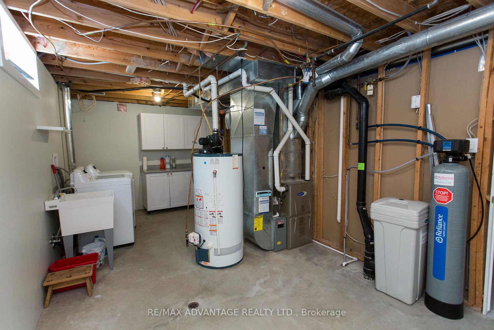 Detached House sold at 59 Winona Road, Middlesex Centre, Ontario, N0L 1R0 - Kilworth - MLS: X8254798