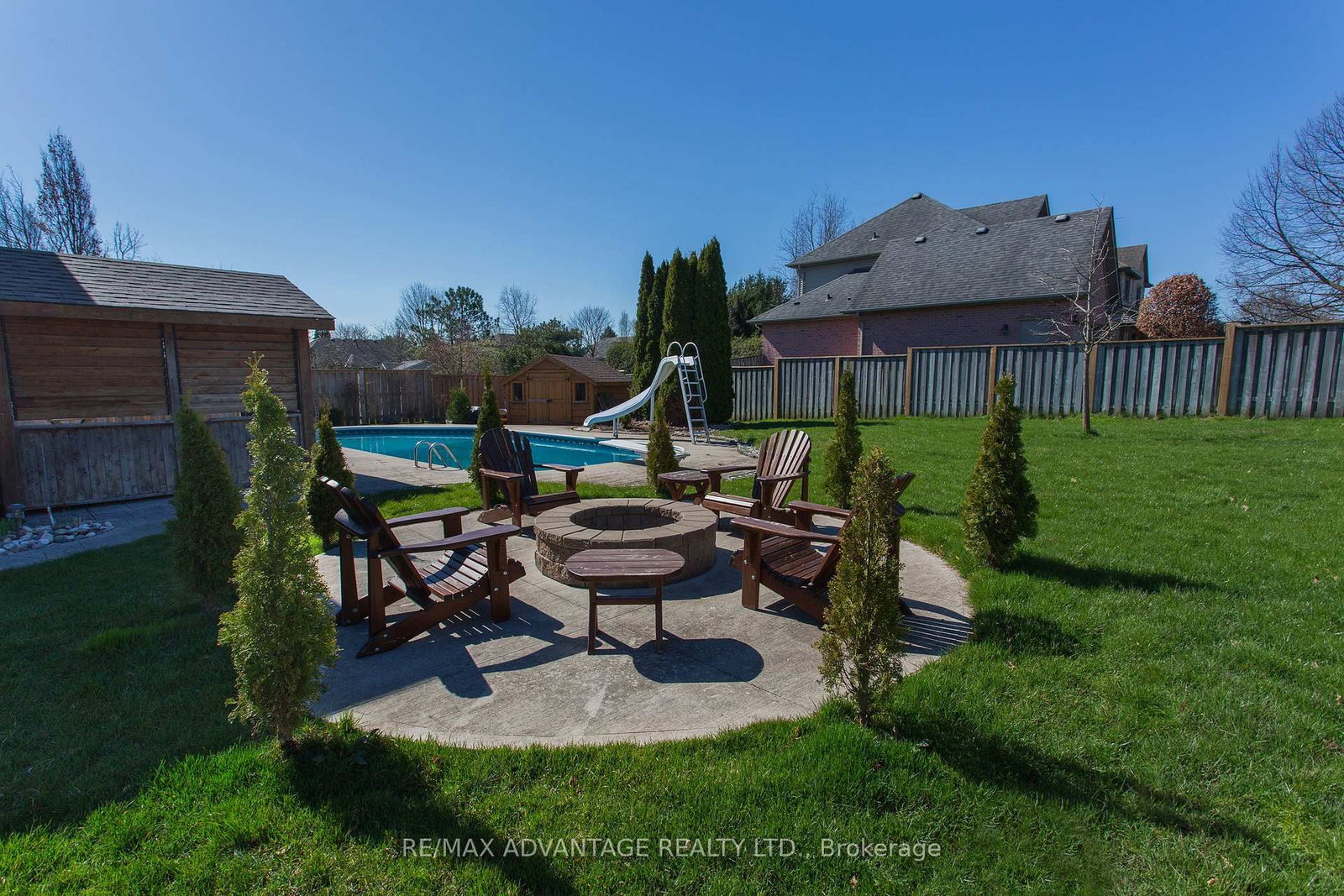 Detached House sold at 59 Winona Road, Middlesex Centre, Ontario, N0L 1R0 - Kilworth - MLS: X8254798