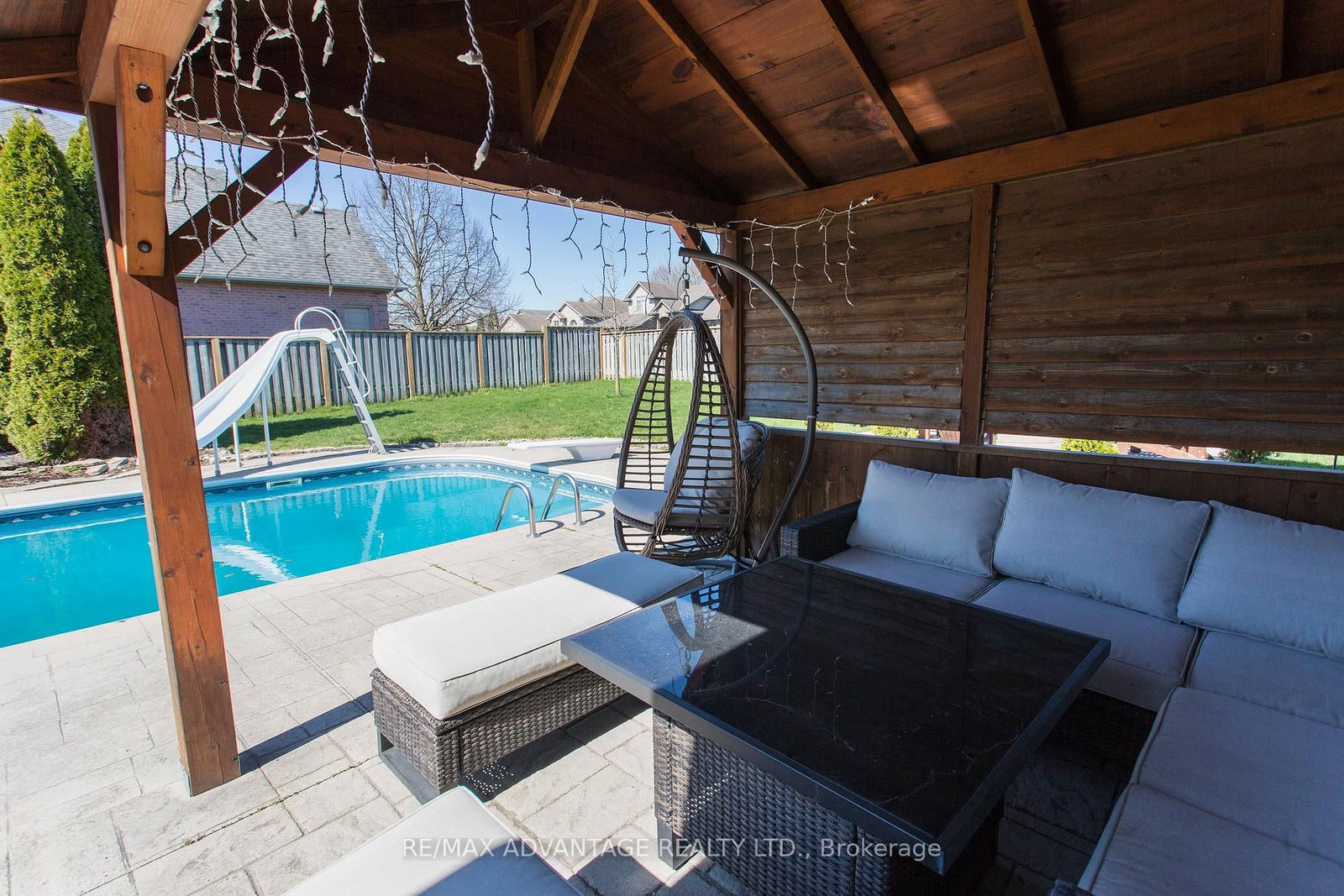 Detached House sold at 59 Winona Road, Middlesex Centre, Ontario, N0L 1R0 - Kilworth - MLS: X8254798