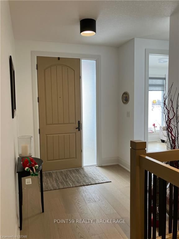 56 OPTIMIST Dr, Southwold, N5P 0G4 | Image 2