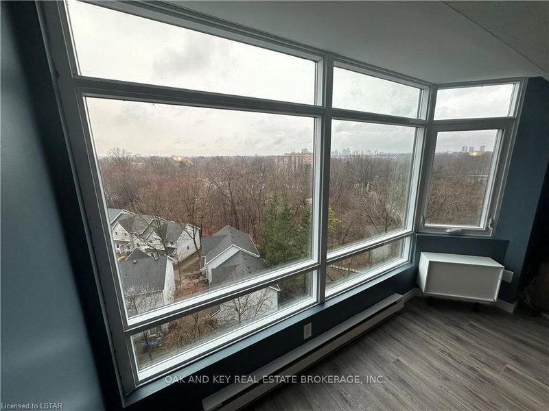 803 - 45 POND MILLS Rd, London South, N5Z 4W5 | Image 2