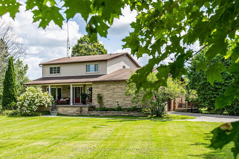 home for sale on 62 Dundee Crescent