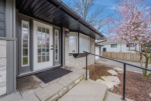 678 Mohawk Road