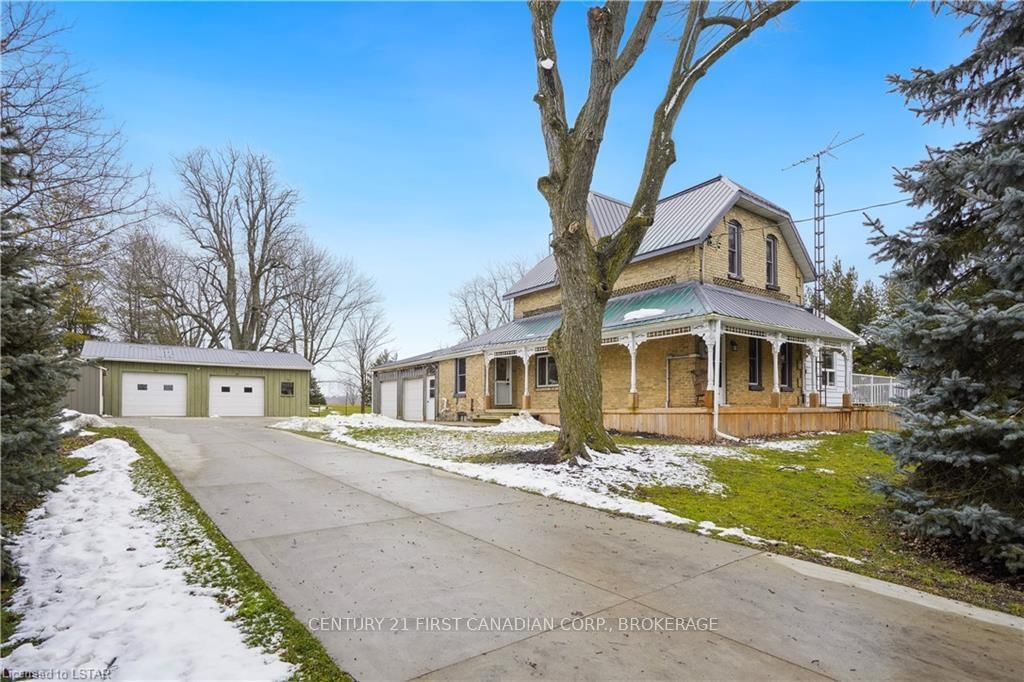 Listing photo 2