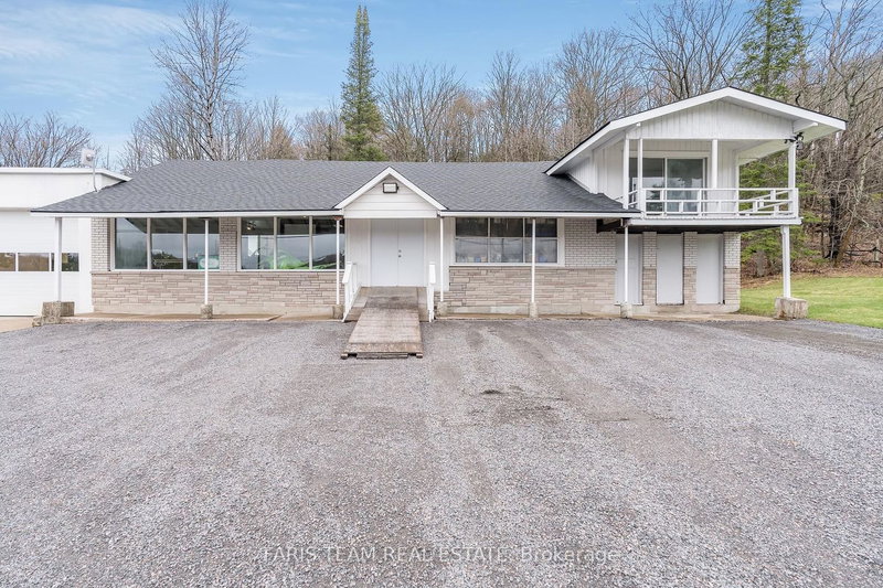 949 Raymond Rd, Muskoka Lakes, P0B 1M0 | Image 3