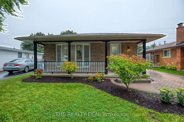 182 Selkirk Drive