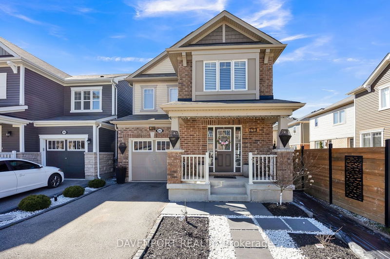 home for lease on 262 Grovehill Crescent