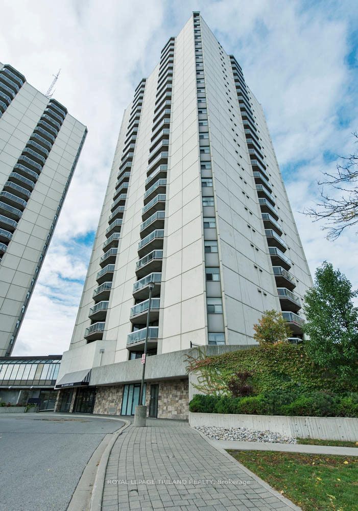 home for sale on 2006-363 Colborne Street