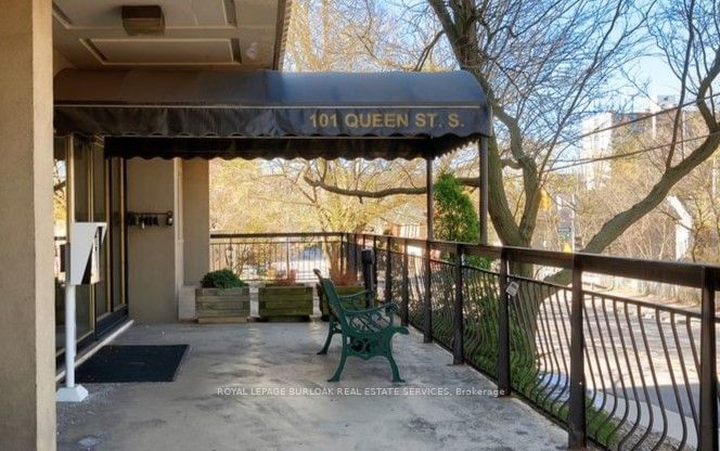 home for sale on 501-101 Queen Street S