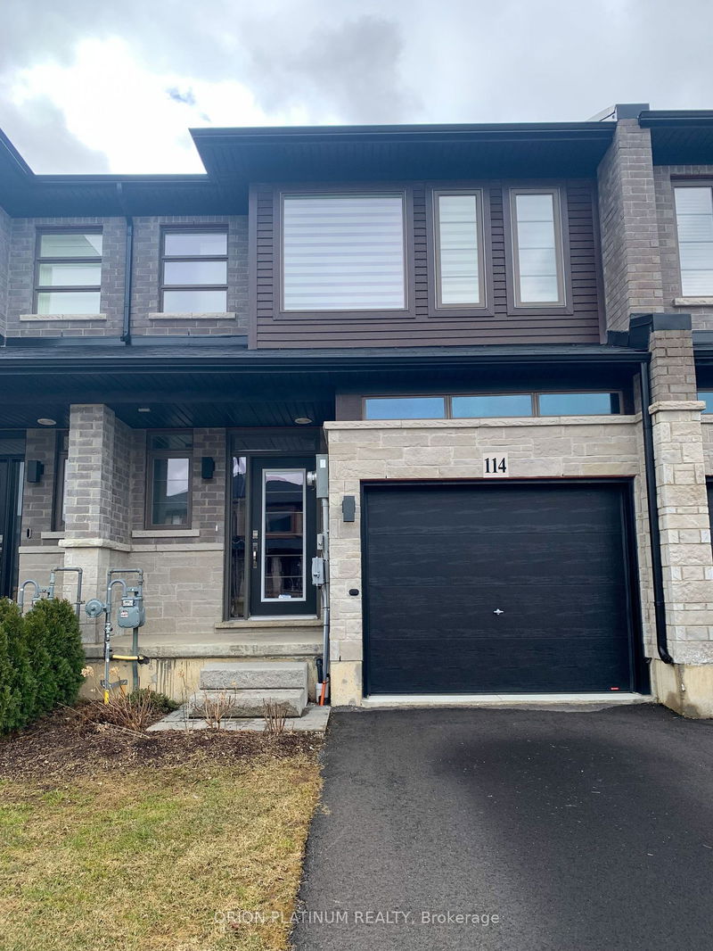 home for lease on 114 Columbus Gate