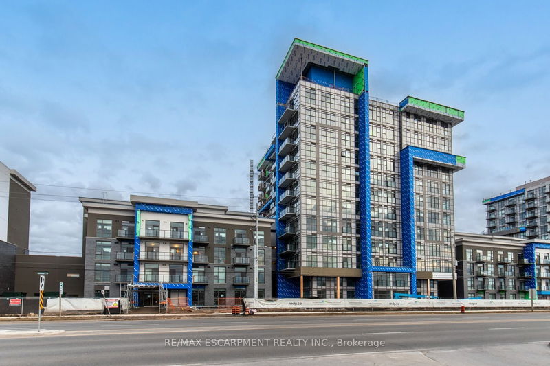 home for lease on 206-470 Dundas Street E