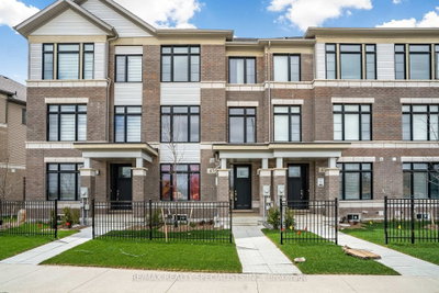 Townhouse leased at 475 Provident Way, Hamilton, Ontario, L0R 1W0 - Mount Hope - MLS: X8268016