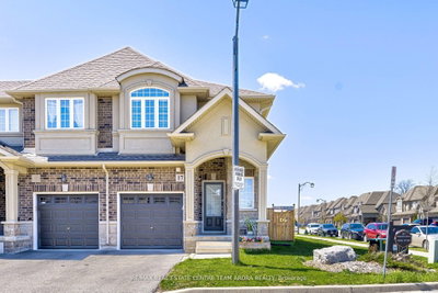 Townhouse sold at 17-21 Madonna Drive, Hamilton, Ontario, L9B 0H1 - Carpenter - MLS: X8274216