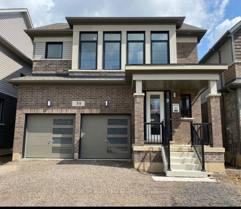 home for lease on 39 Weylie Street