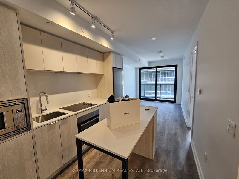 home for lease on 1317-1 Jarvis Street