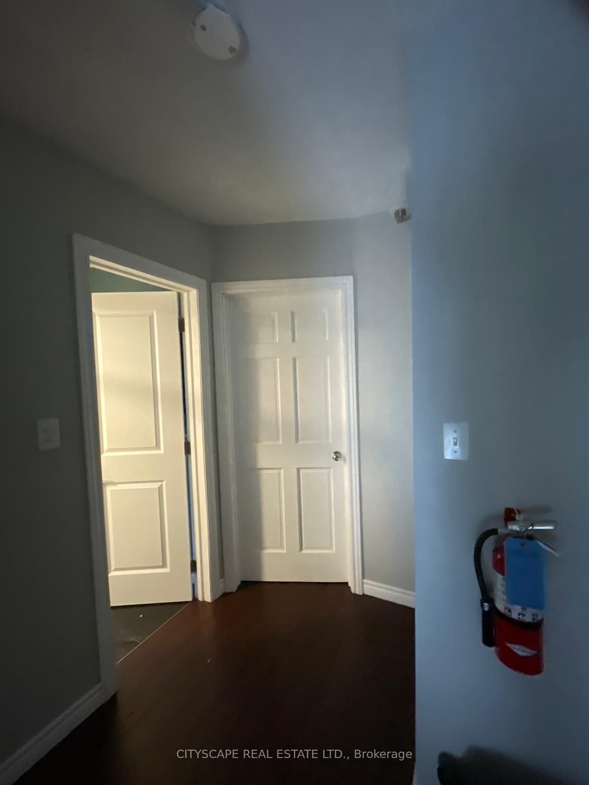 Listing Image 24