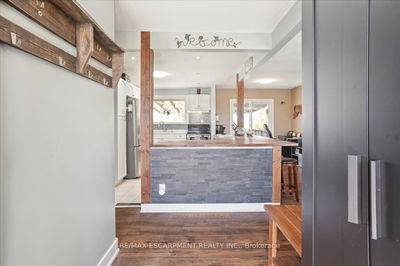 8512 English Church Rd, Hamilton - Mount Hope image-0-2