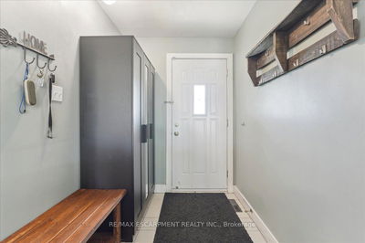 8512 English Church Rd, Hamilton - Mount Hope image-0-3