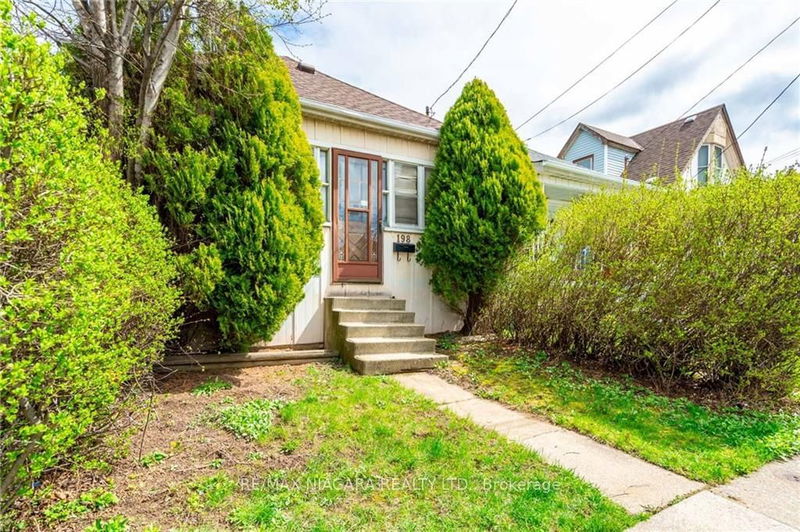 home for sale on 198 Province Street N