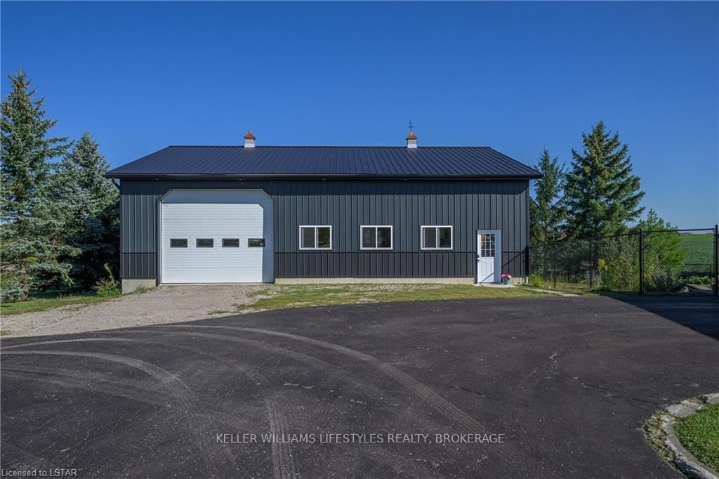 Listing Image 12