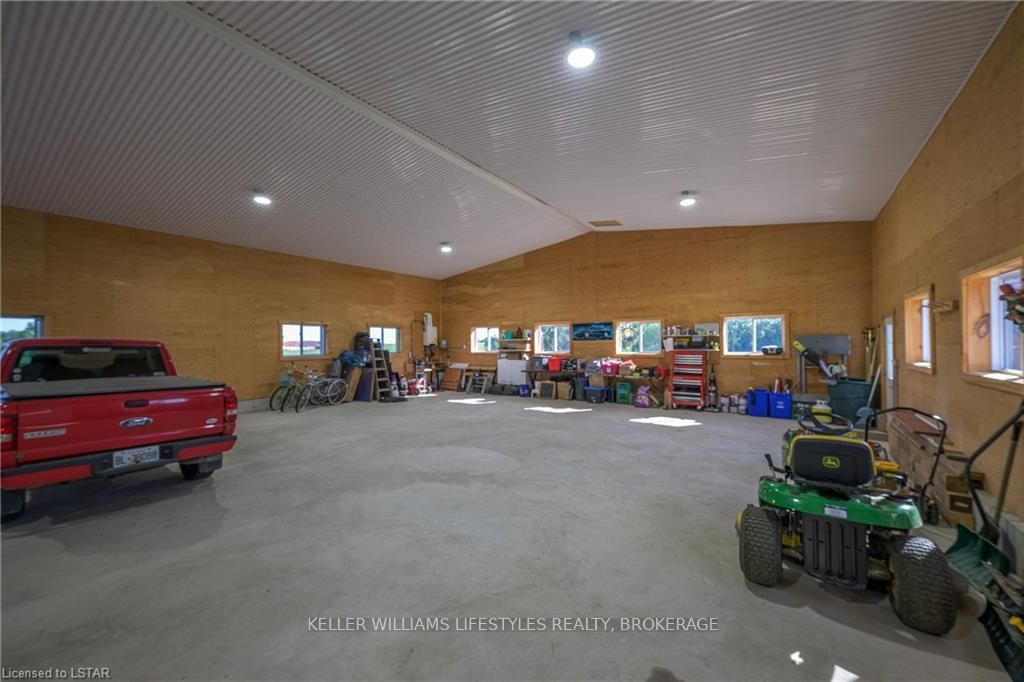 Listing Image 14