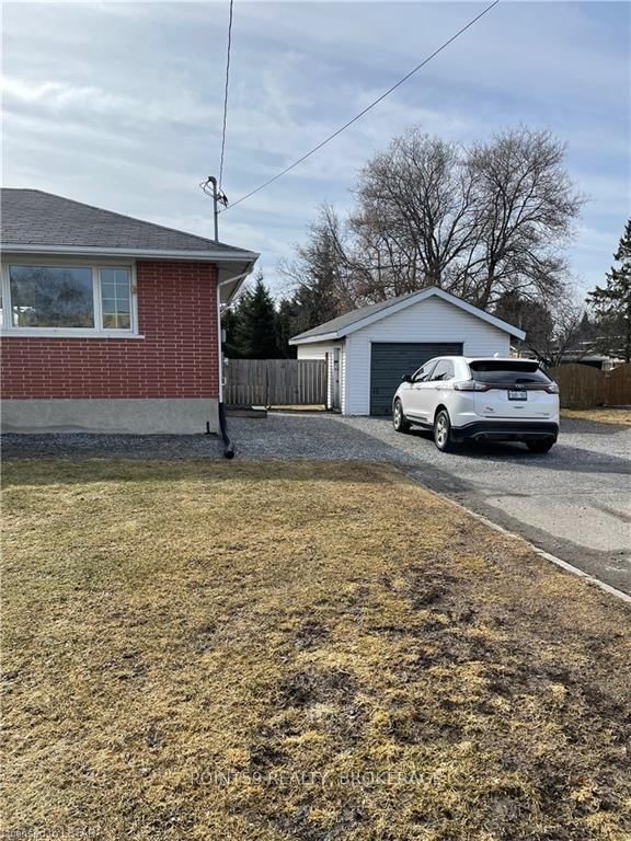 Listing Image 44