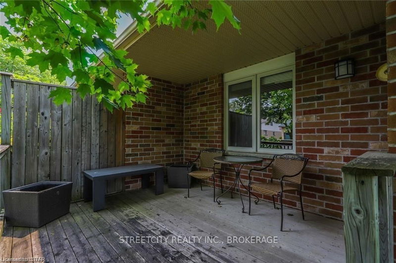  3 - 1625 ATTAWANDARON Rd  London, N6G 3M5 | Image 34