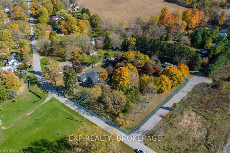 home for sale on 42 Middlemiss Avenue