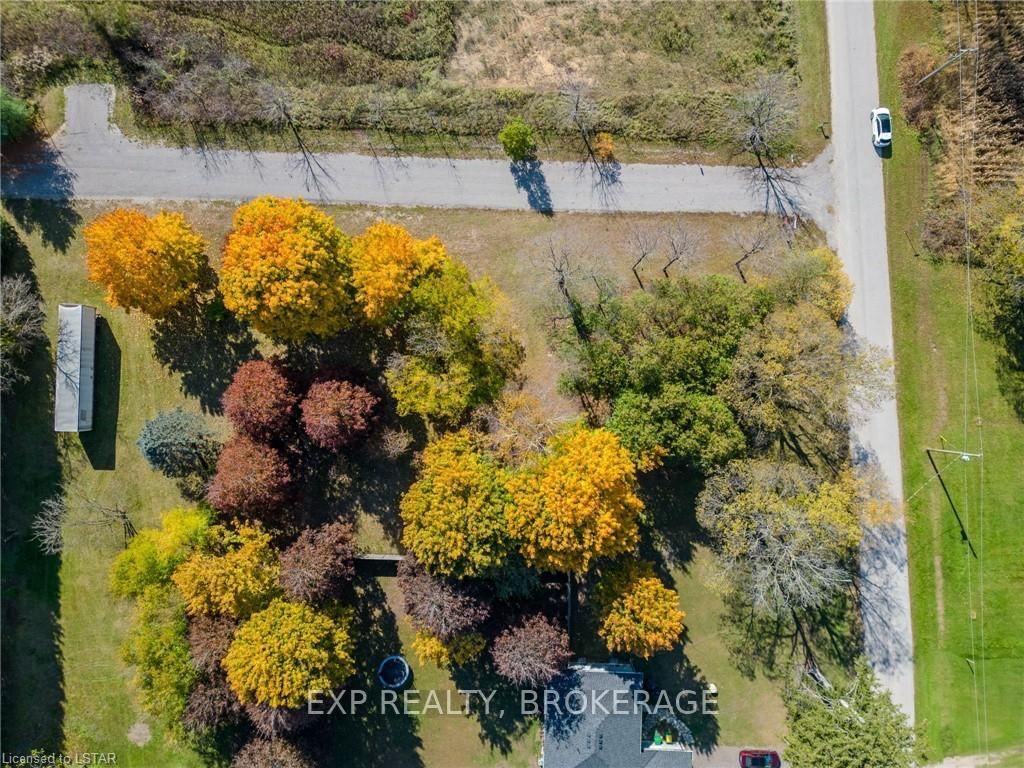 Listing Image 11