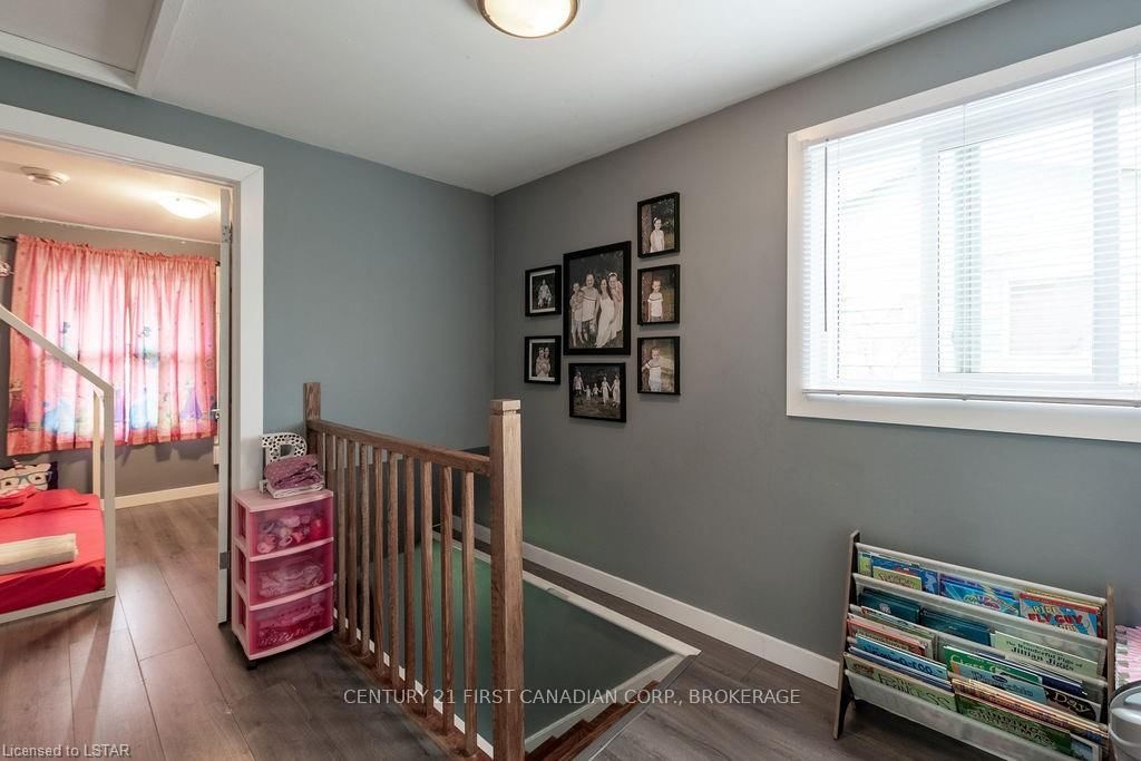 Listing Image 16