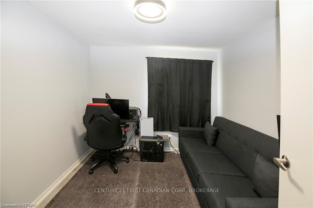 Listing Image 20
