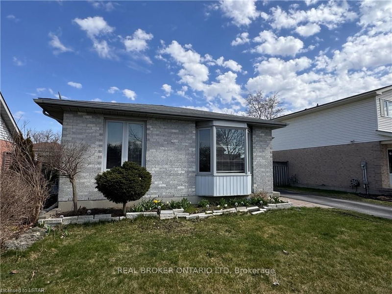 home for lease on 279 Conway Drive