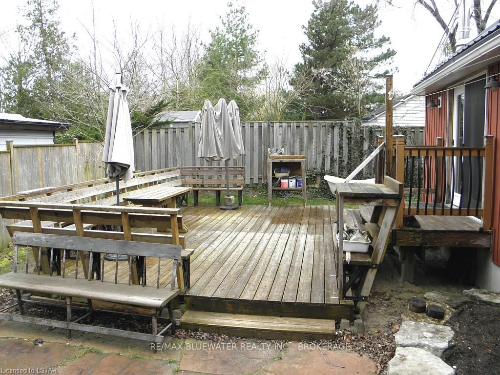 Listing Image 7
