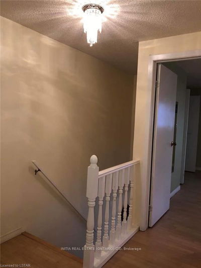 Unit 2 — 1215 CHEAPSIDE St, London - East C image-0-3