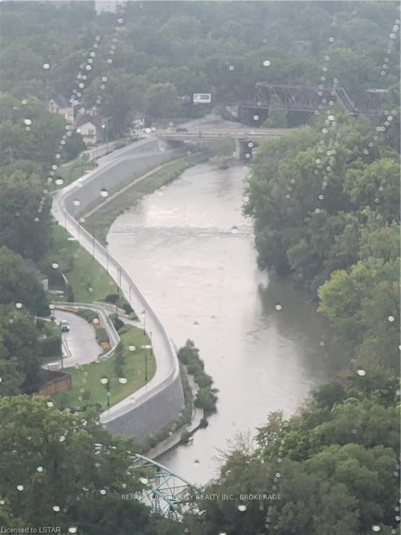 203 - 549 RIDOUT St N, London East, N6A 5N5 | Image 3