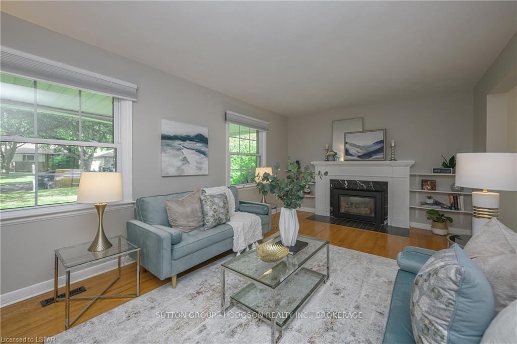 Listing Image 7