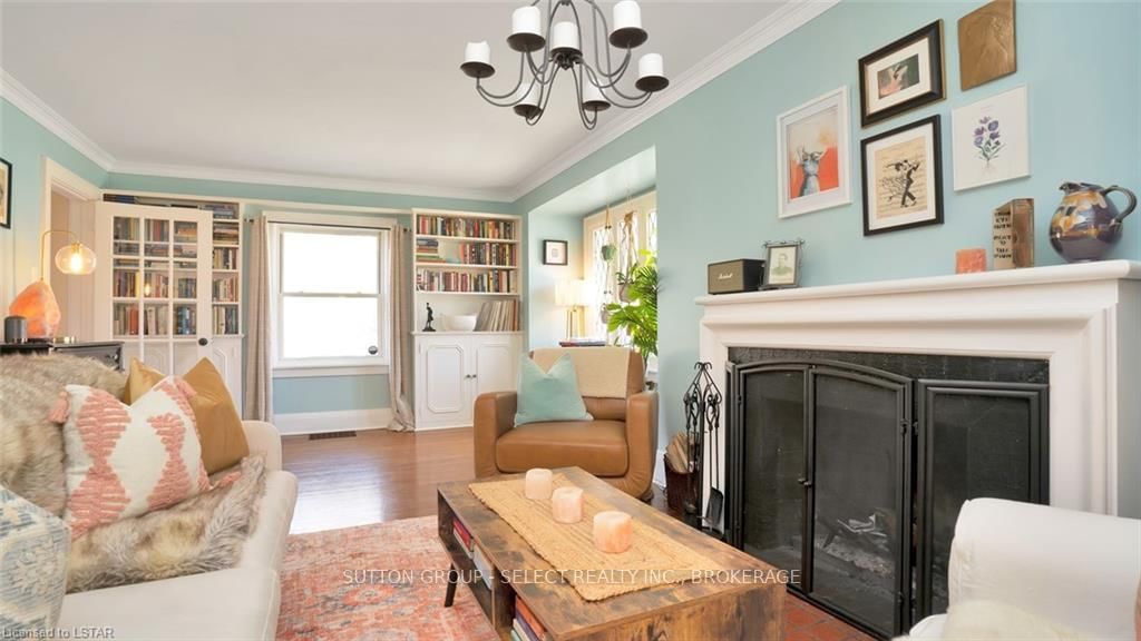 Listing Image 7