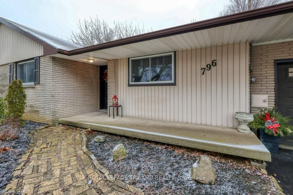 Listing Image 7