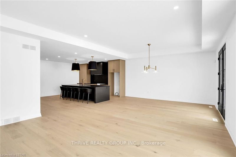 14 Aspen Circ  Thames Centre, N0M 0A4 | Image 16