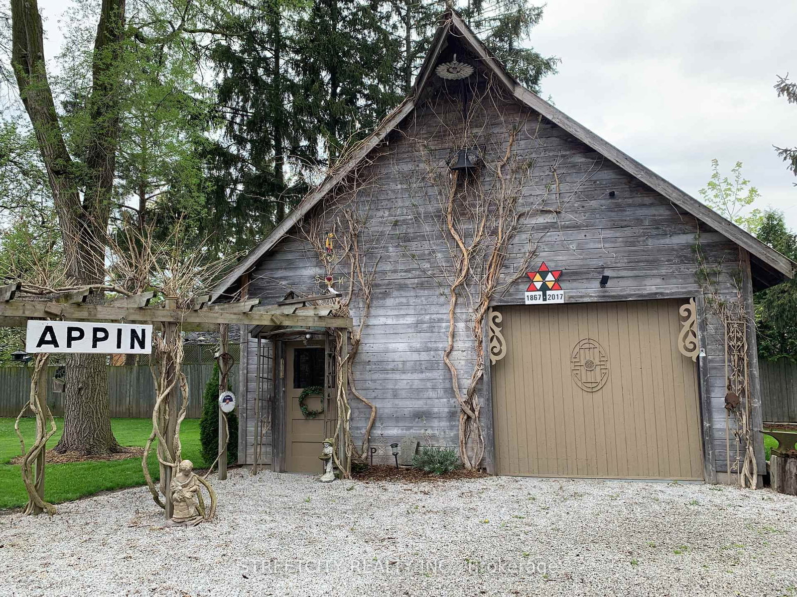 Listing Image 3