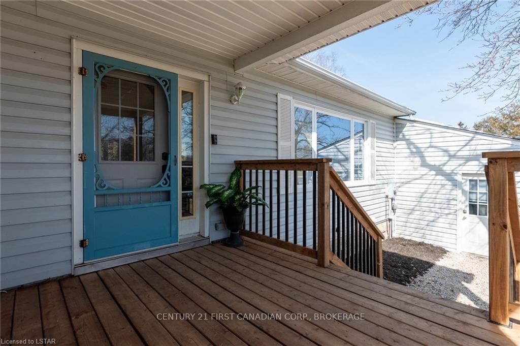 Listing Image 3