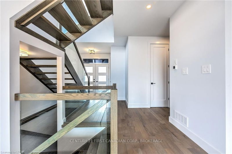 249 Hesselman Cres  London, N6M 0K2 | Image 7