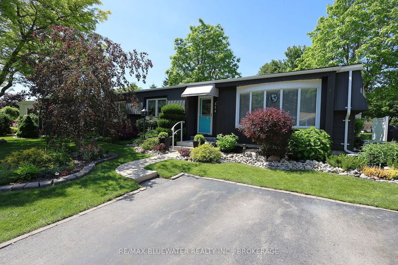 home for sale on 334 Wyldwood Lane