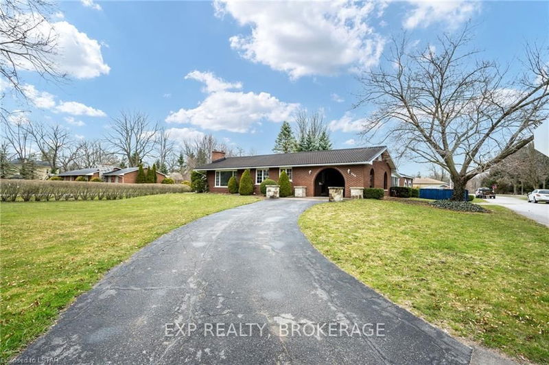 home for sale on 296 HASTINGS STREET Avenue
