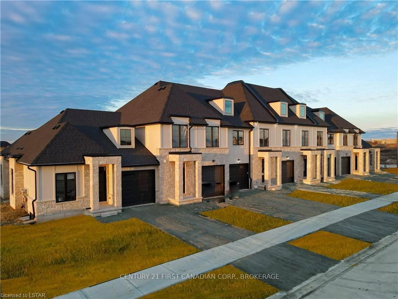 6708 HAYWARD Dr, London - South V image-0-0
