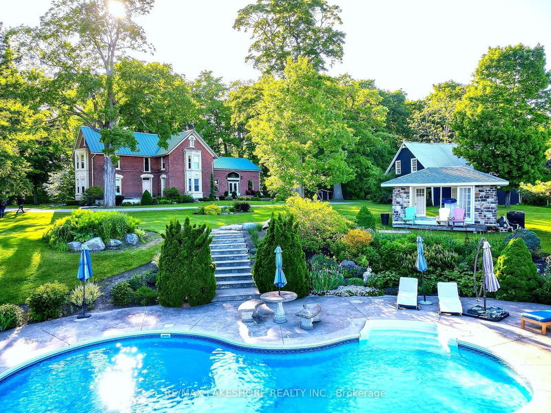 home for sale on 61 Simpson Street