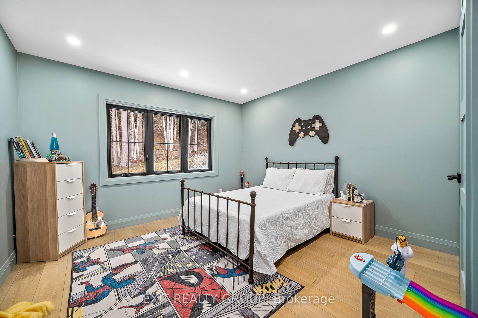 Listing Image 32