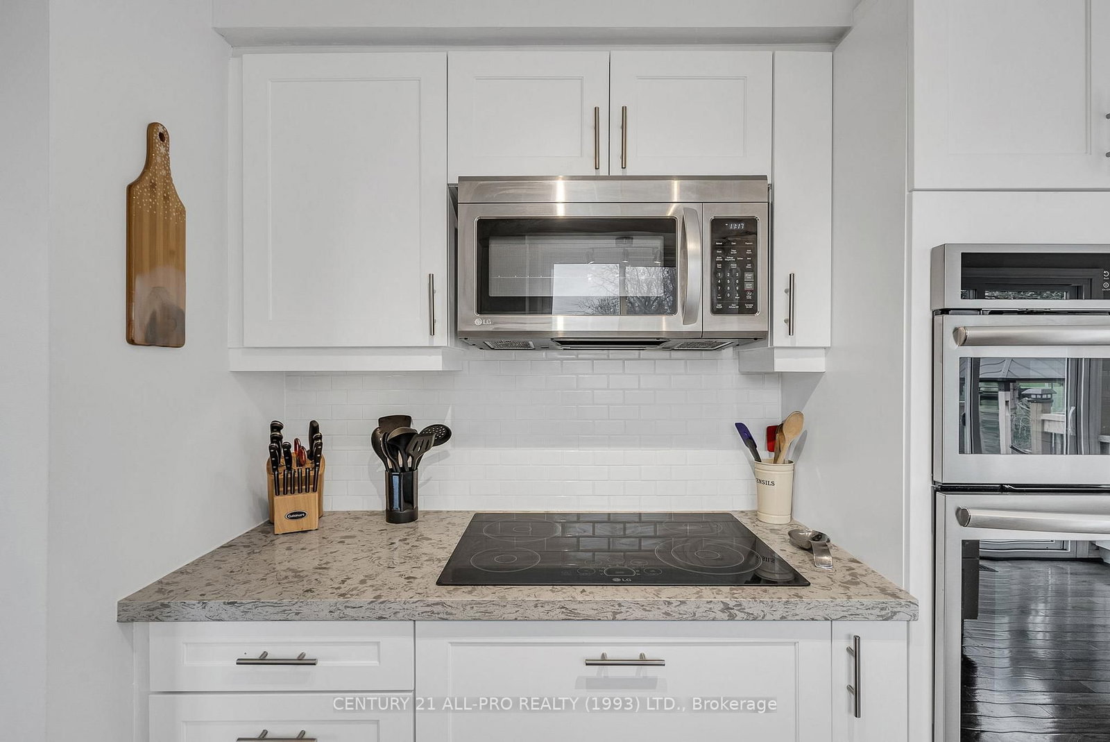 Listing Image 22